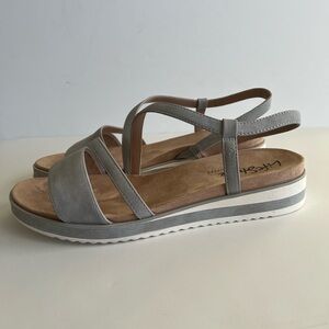 Lifestride Women’s Zoe Grey Faux Leather Lightweight wedge sandal size 11W